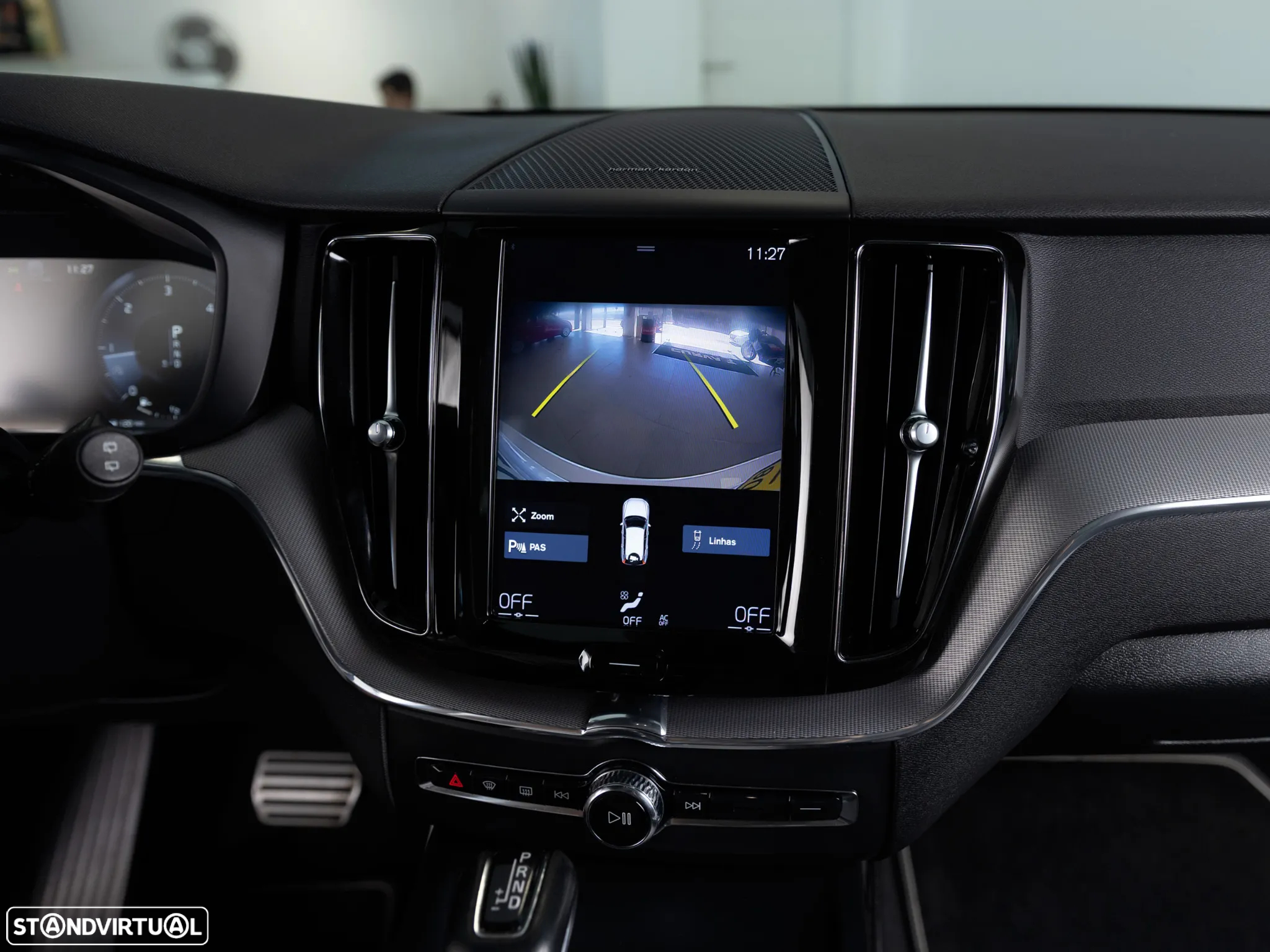 Volvo XC 60 2.0 D4 R-Design Geartronic - 18