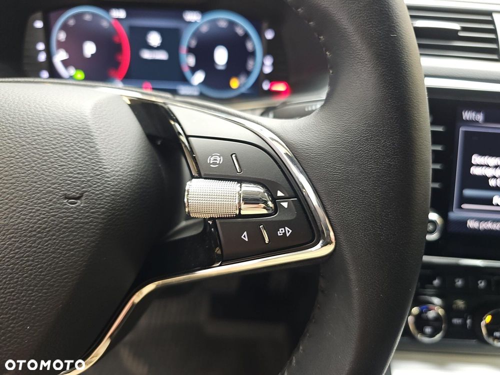 Skoda Superb 2.0 TDI SCR Ambition DSG - 15