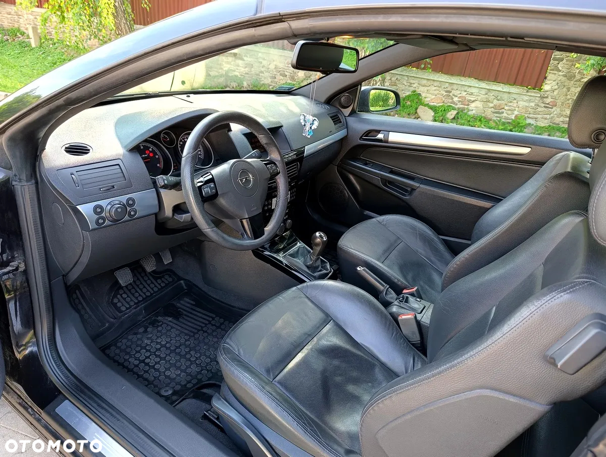 Opel Astra Twin Top 1.9 CDTI Cosmo - 20