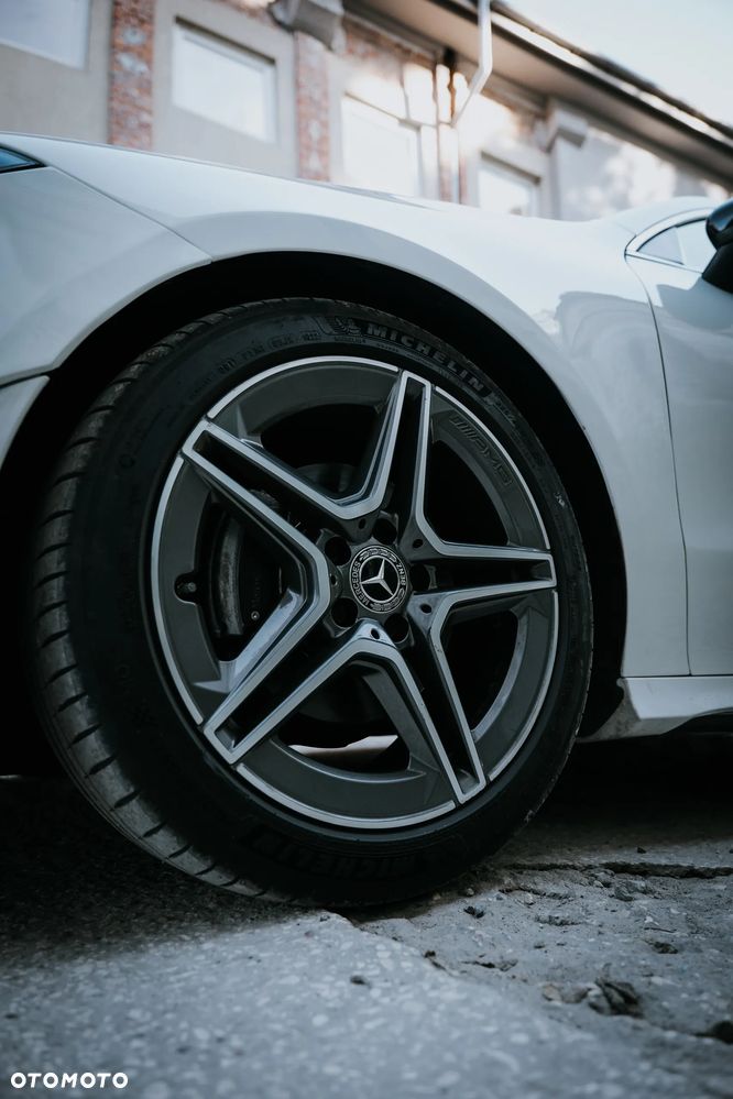 Mercedes-Benz CLA 180 AMG Line 7G-DCT - 12