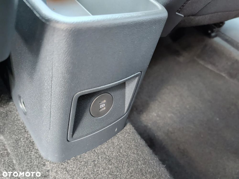 Ford Tourneo Courier 1.0 EcoBoost Active - 19