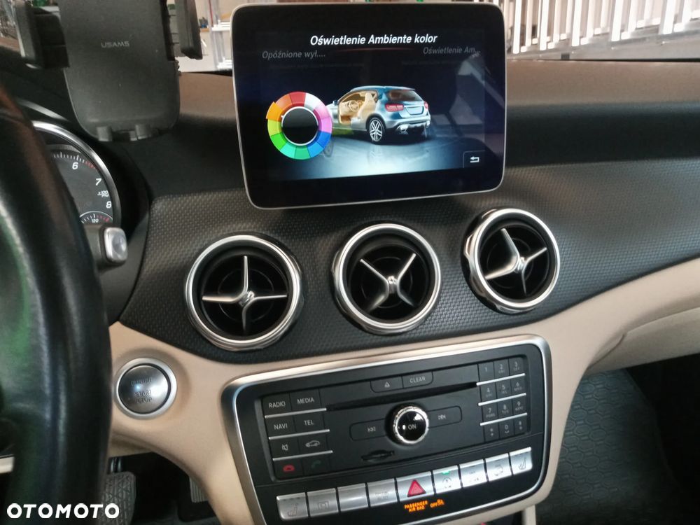 Mercedes-Benz GLA 220 4-Matic - 22