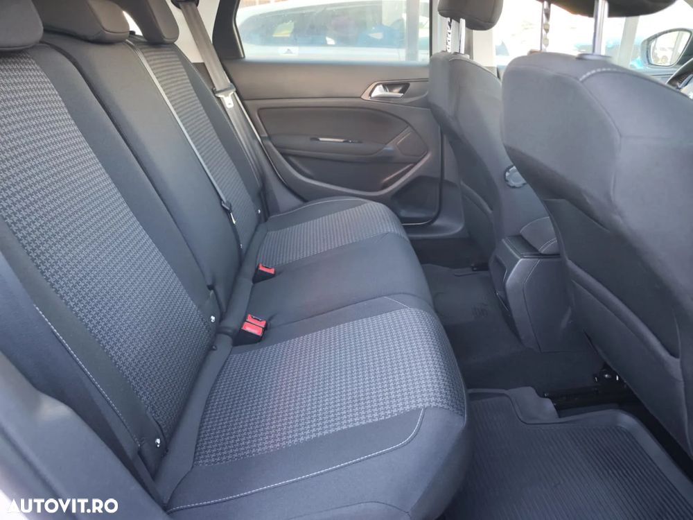 Peugeot 308 SW 1.2 L PureTech Turbo S&S Active - 17