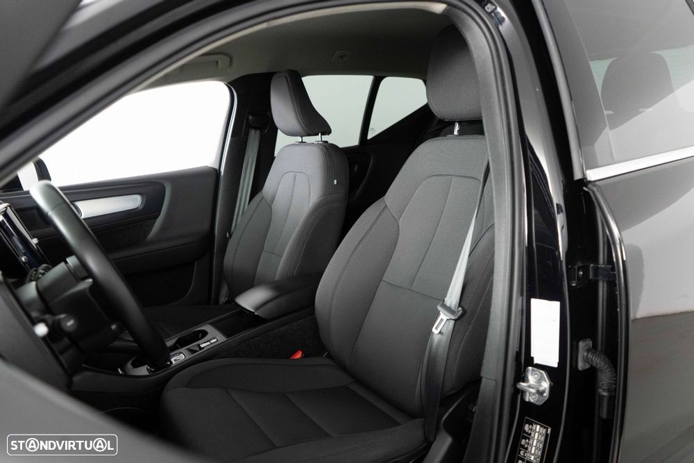 Volvo XC 40 1.5 T5 PHEV Momentum Plus - 10