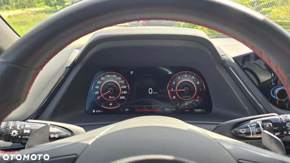 Hyundai Sonata - 2