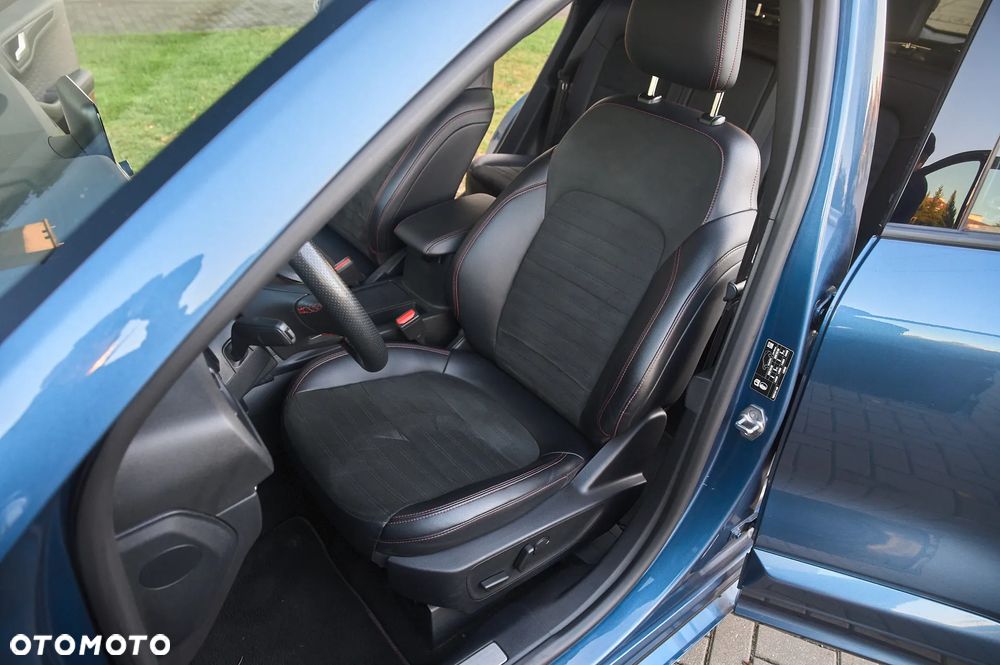 Ford Kuga 2.0 EcoBlue Hybrid ST-LINE X - 15
