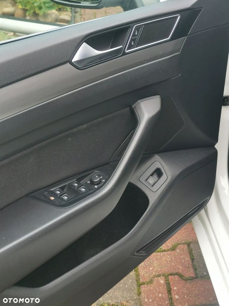 Volkswagen Arteon - 9