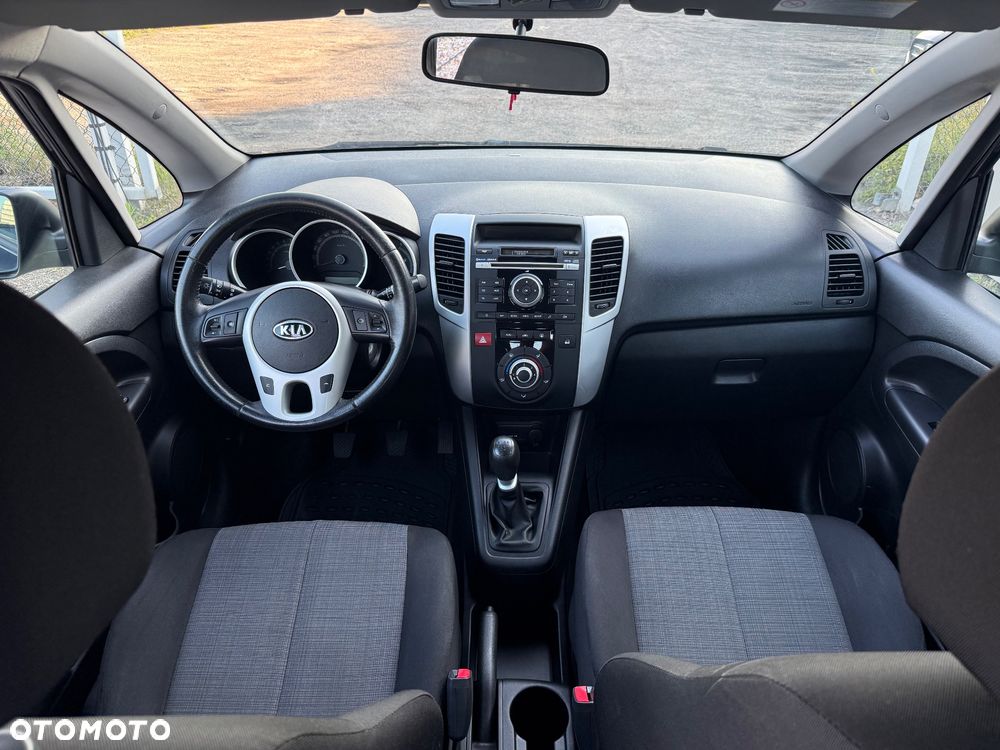 Kia Venga - 14