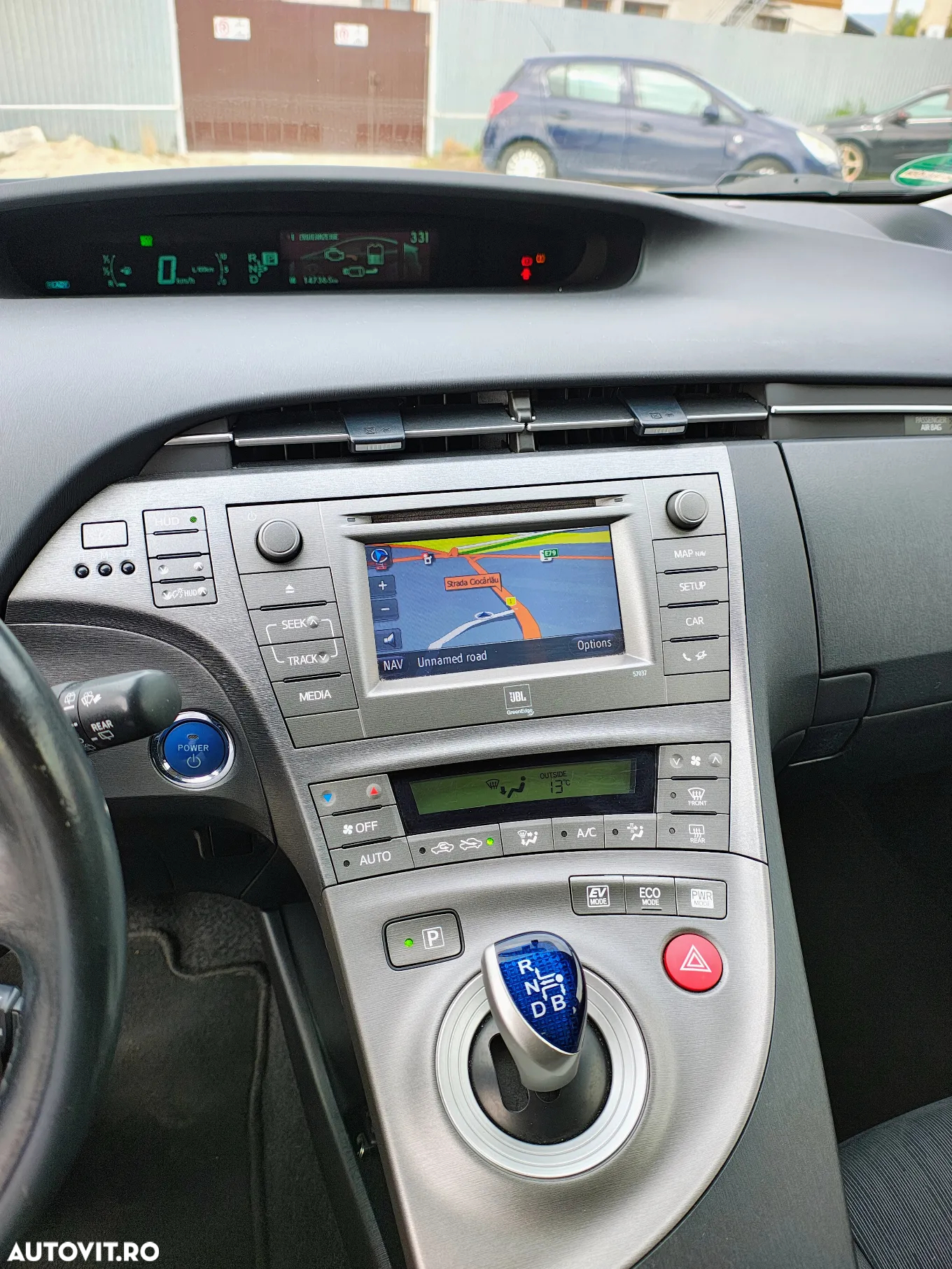 Toyota Prius 1.8 HSD Exclusive - 19