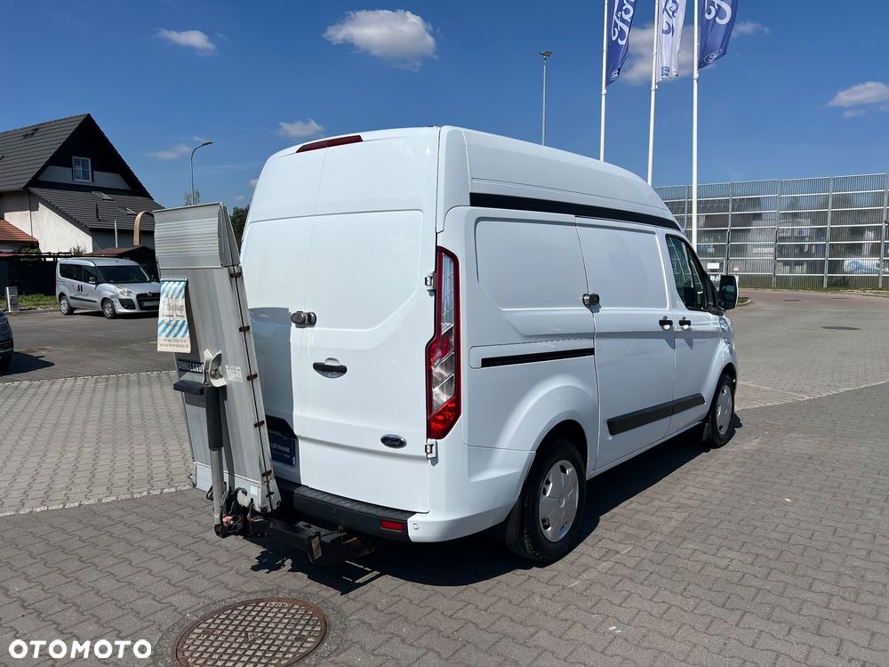 Ford Transit Custom - 11