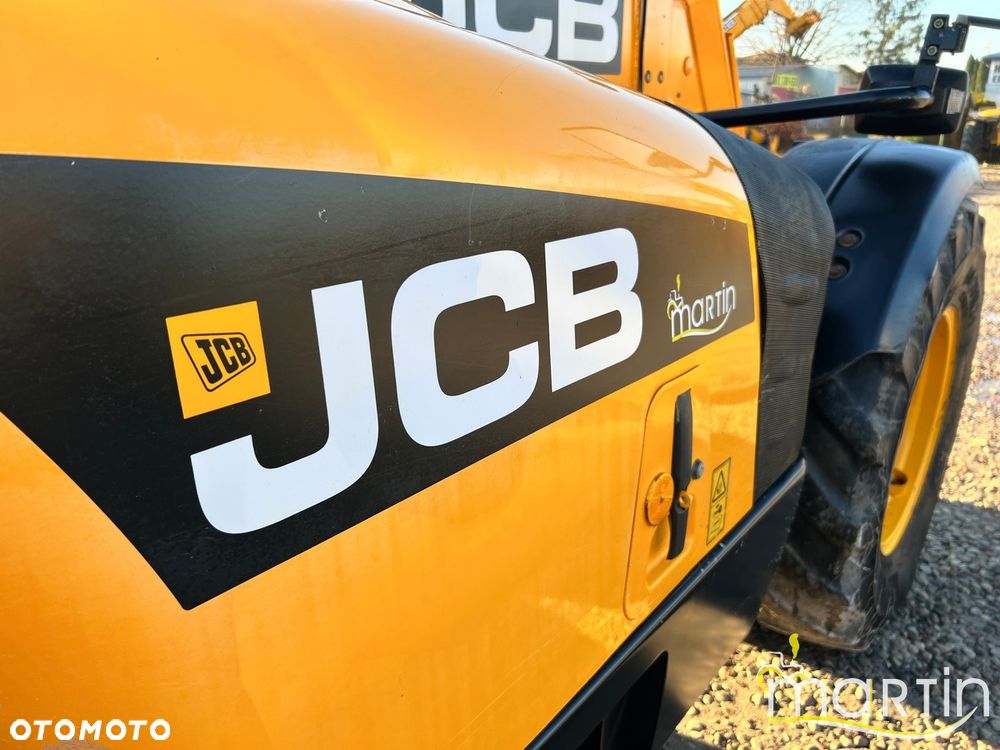JCB 541-70 Agri Super - 17