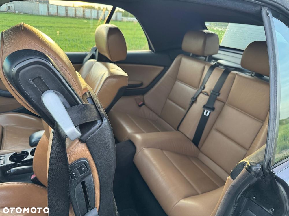 BMW Seria 3 330Ci - 27