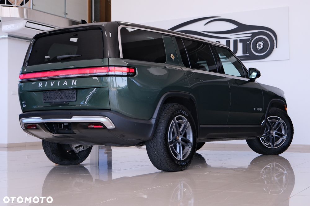 Rivian R1S - 10