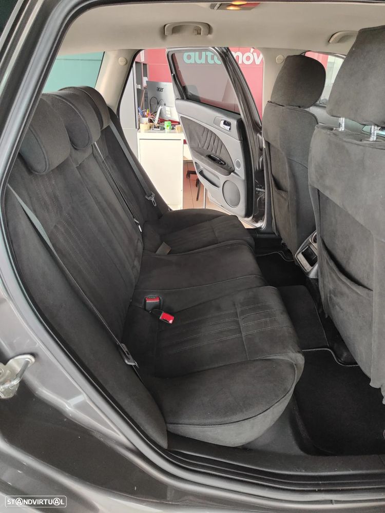 Alfa Romeo 159 Sportwagon 1.9 JTDm 16V Sportiva+ - 17