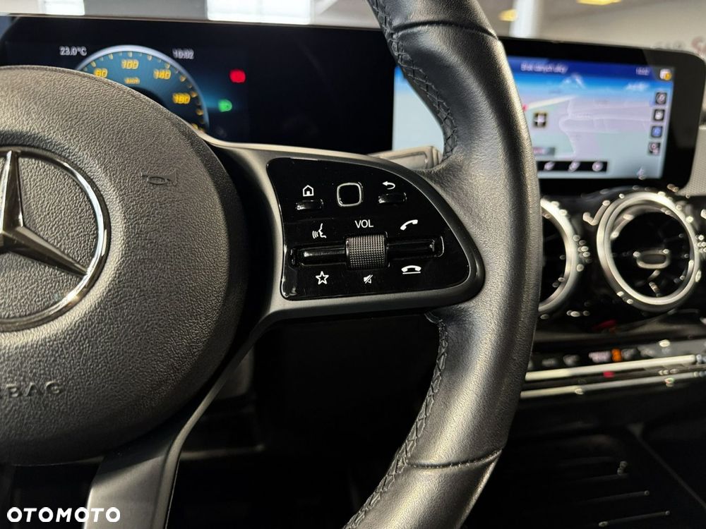 Mercedes-Benz GLB - 20