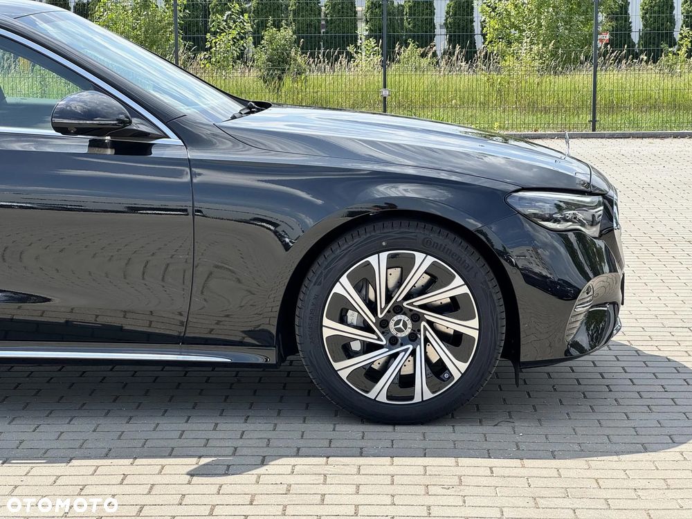 Mercedes-Benz Klasa E 220 d mHEV 4-Matic Exclusive 9G-Tronic - 8