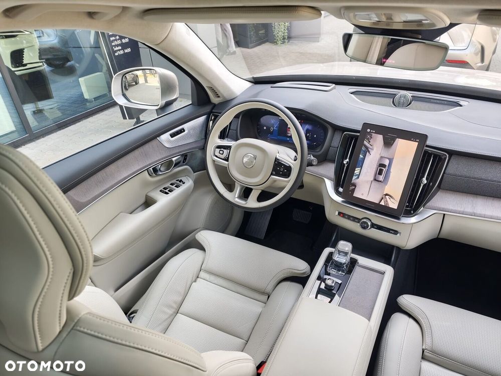 Volvo XC 90 - 9