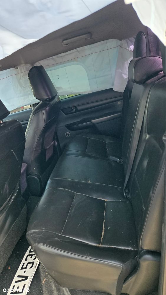 Toyota Hilux 4x4 Double Cab Duty Comfort - 7