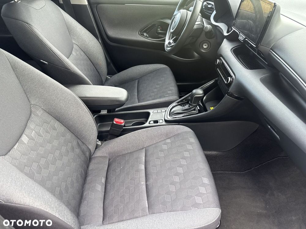Toyota Yaris Hybrid 1.5 Style - 14