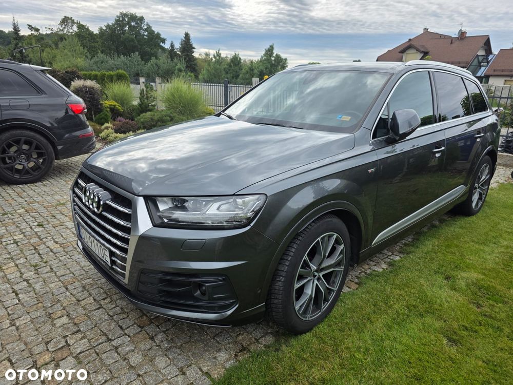 Audi Q7 - 2