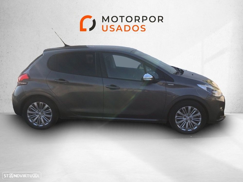 Peugeot 208 1.2 PureTech Style - 4