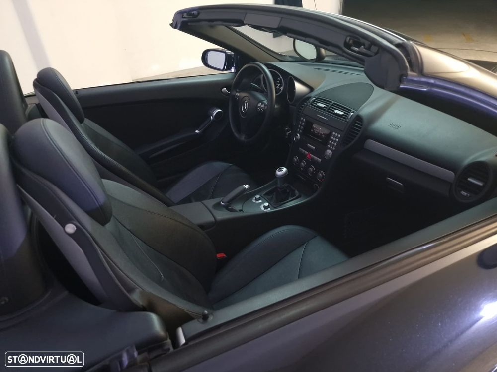 Mercedes-Benz SLK 200 - 16