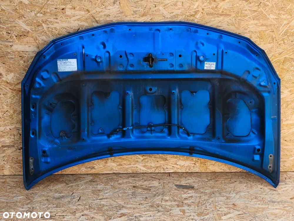 Toyota Auris I Lift 09-12r maska - 4