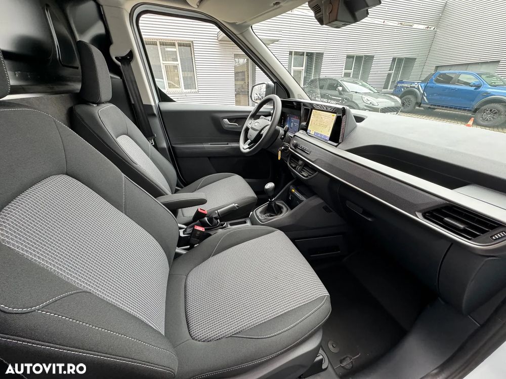 Ford Courier - 4