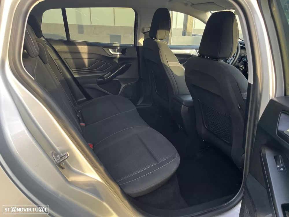 Ford Focus SW 1.5 EcoBlue S&S Aut. TITANIUM - 37