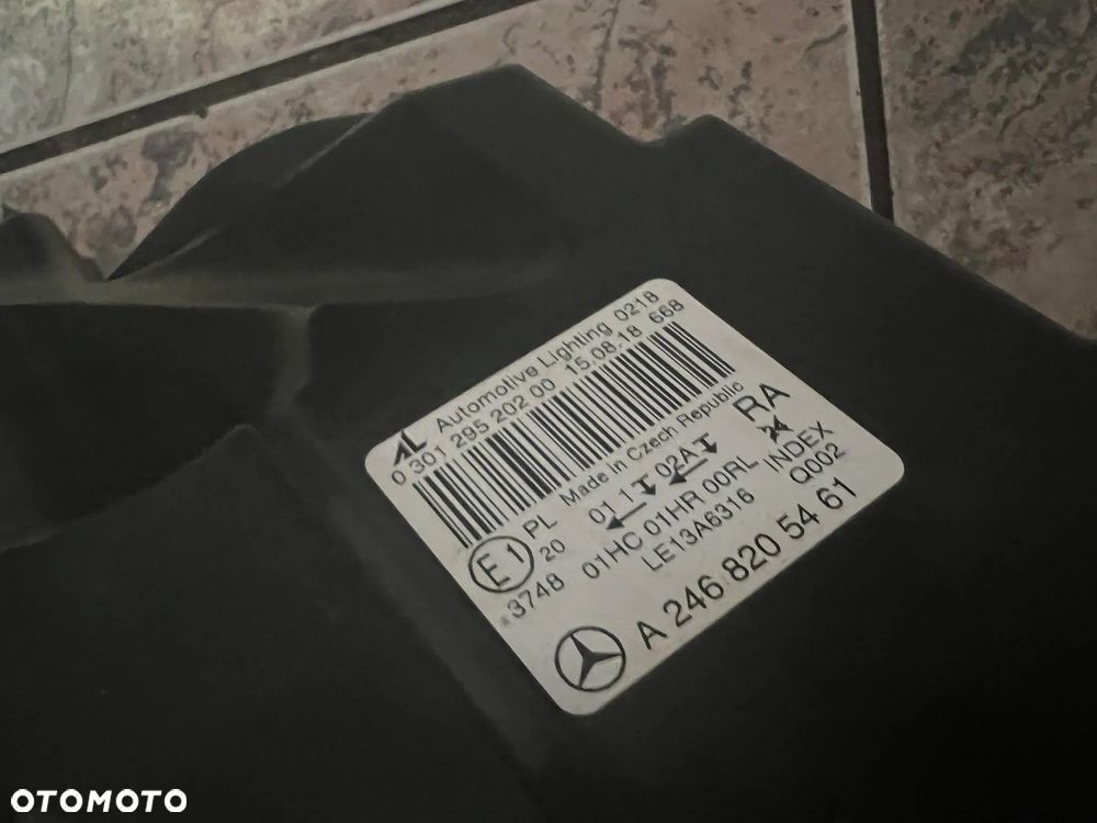 MERCEDES-BENZ B W246 W242Prawa Lampa Przednia A2468205461 030129520200 LE13A6316 - 3