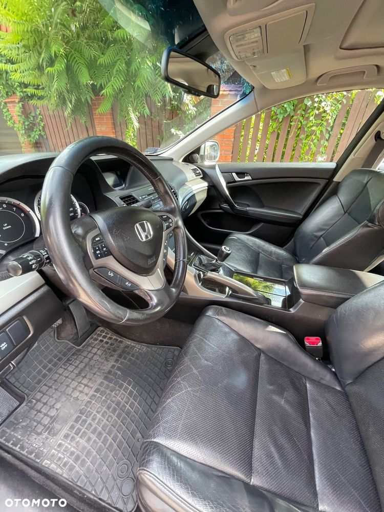 Honda Accord 2.0 Executive - 4