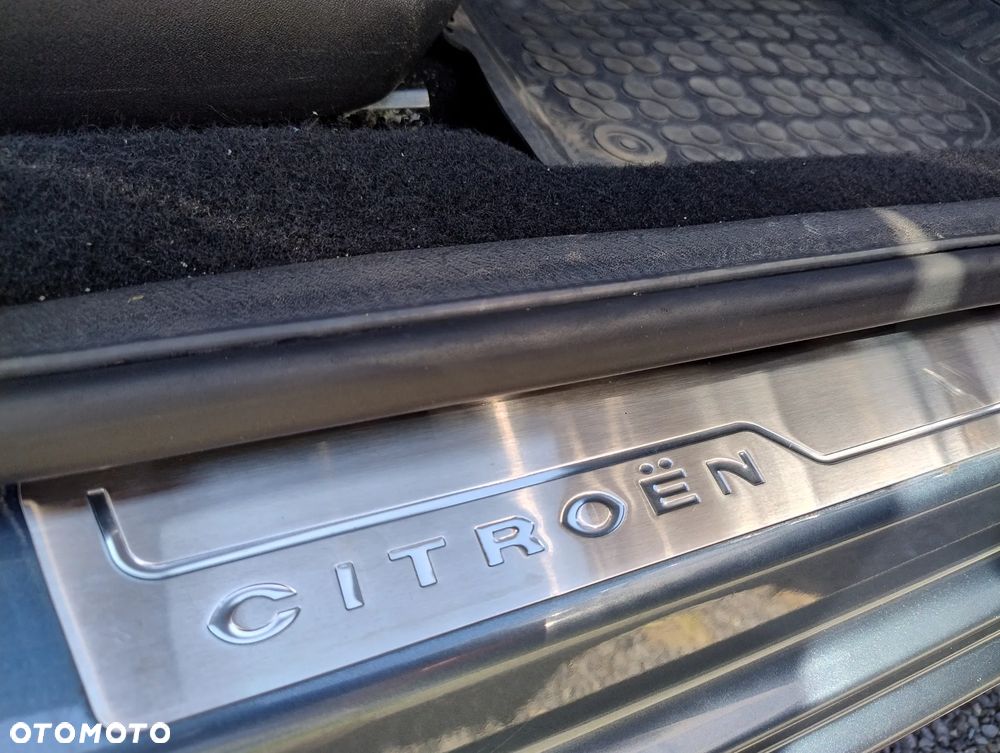 Citroën C4 Picasso 1.6 e-HDi FAP EGS6 Exclusive - 19