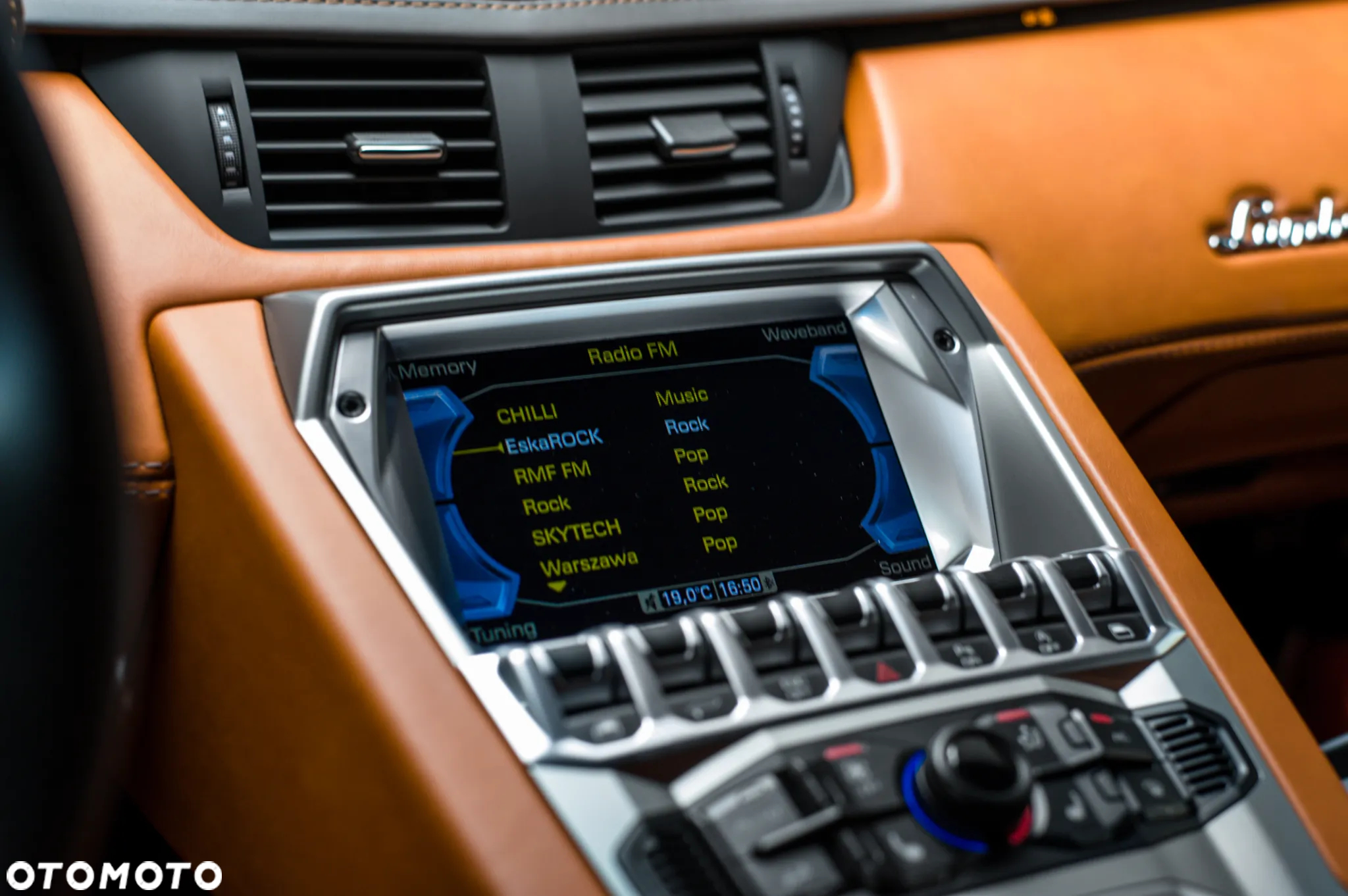 Lamborghini Aventador S - 31