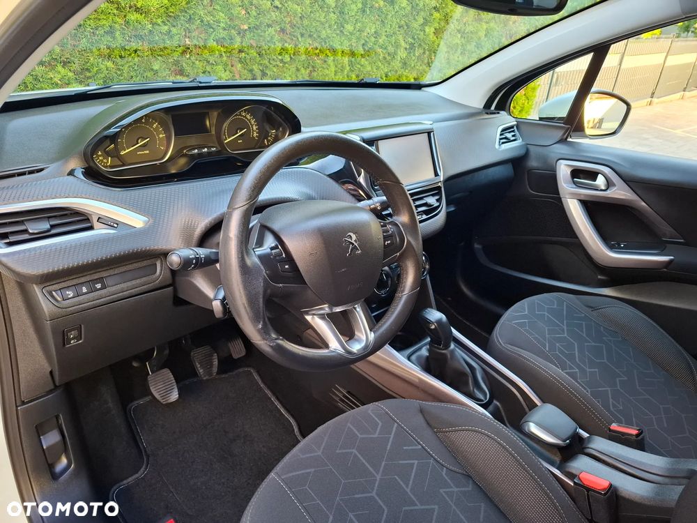 Peugeot 2008 PureTech 110 Stop&Start Urban Move - 12