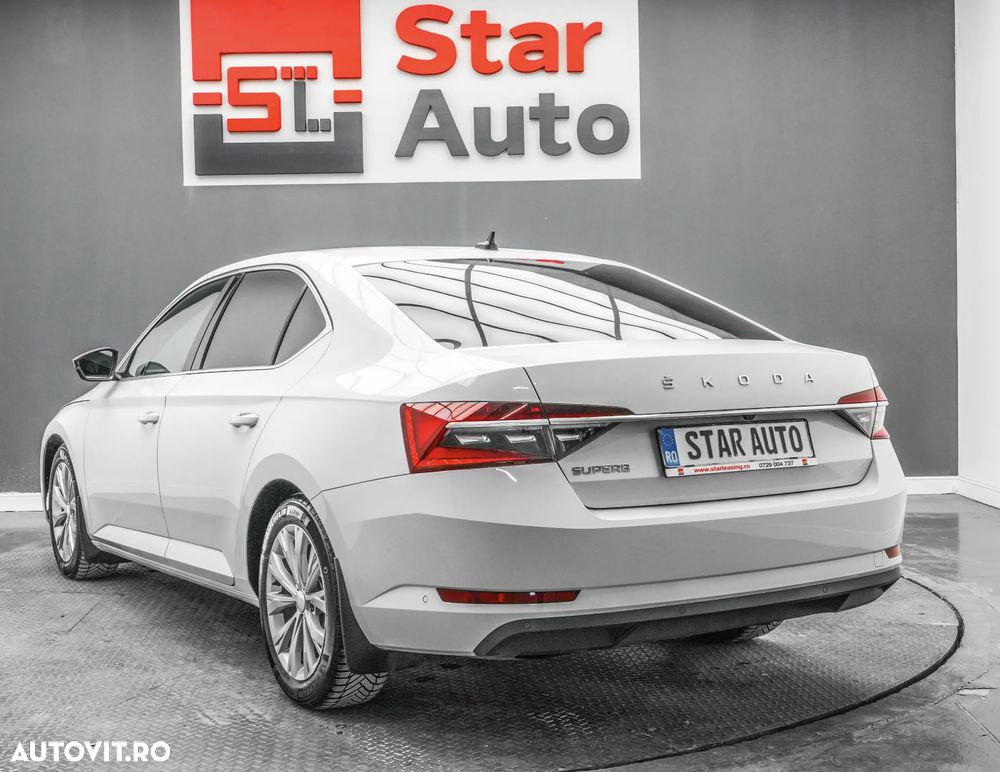 Skoda Superb 2.0 TDI DSG Ambition - 4