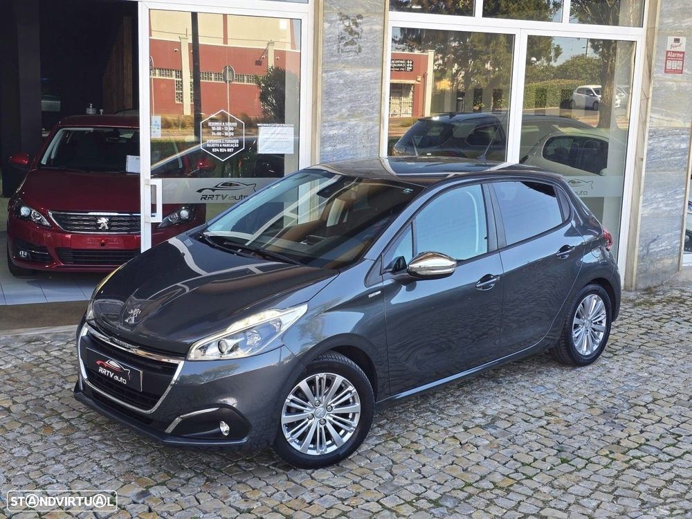 Peugeot 208 1.2 PureTech Style - 1