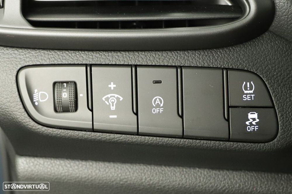 Hyundai i30 SW - 16