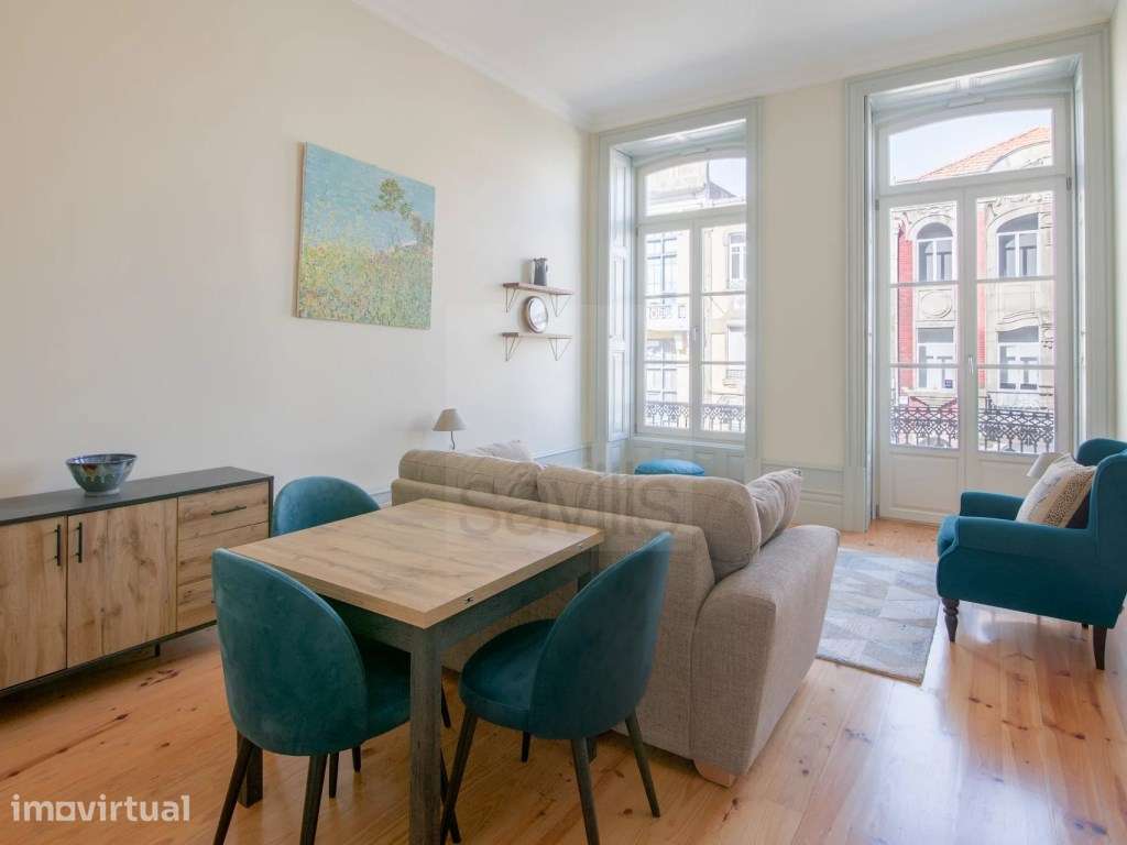 Apartamento T0+1 de Charme no Centro do Porto - Grande imagem: 2/16