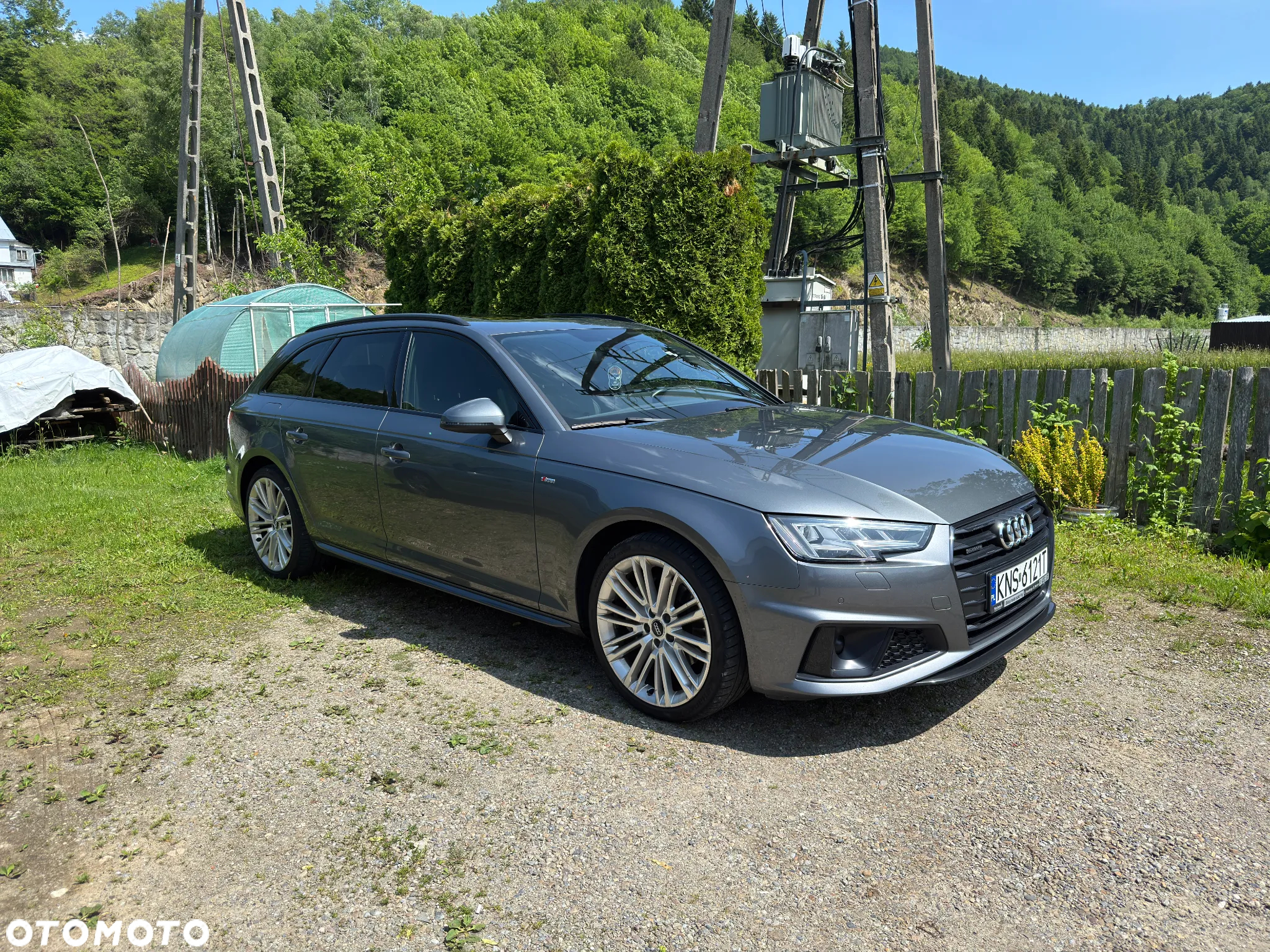 Audi A4 Avant 40 TDI quattro S tronic S line - 2