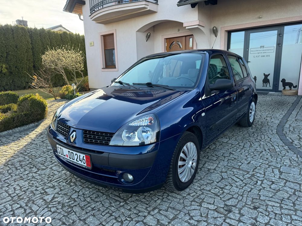 Renault Clio 1.2 16V Emotion - 1