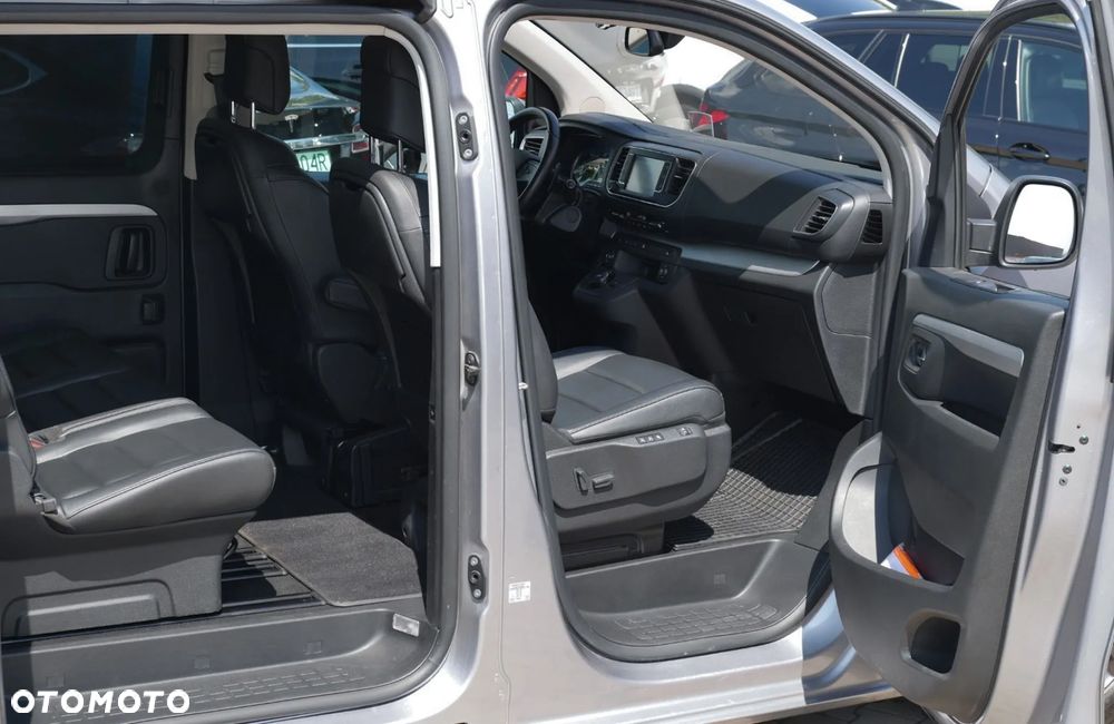 Opel Zafira 2.0 D M Elegance - 9