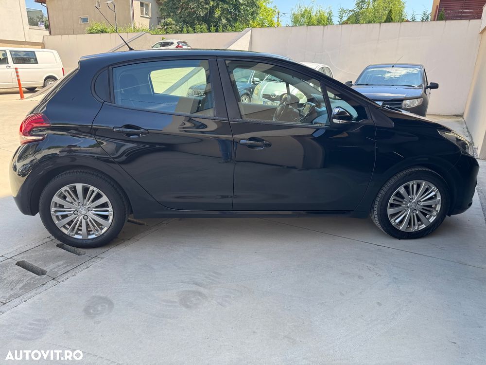 Peugeot 208 82 PureTech Style - 7