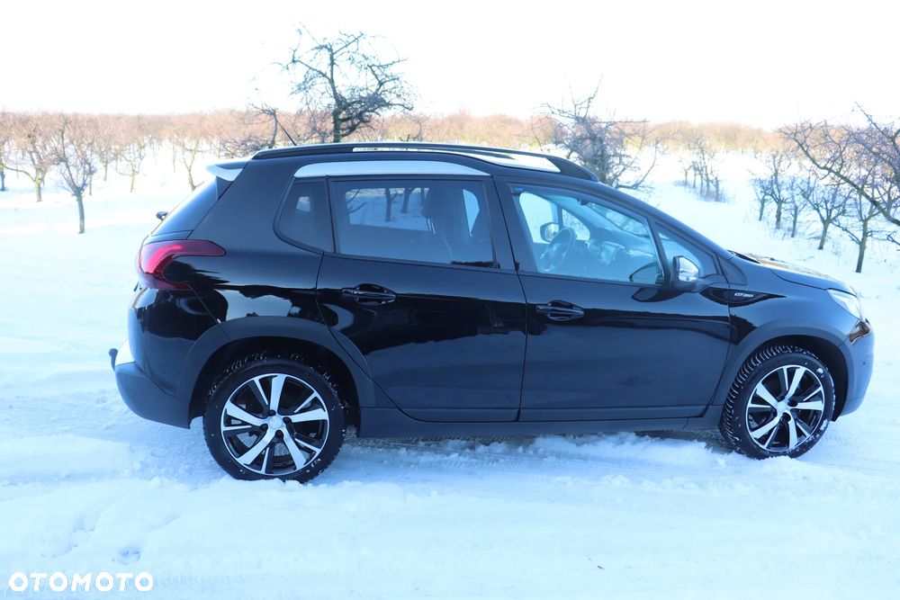 Peugeot 2008 PureTech 130 EAT8 GT Exclusive - 7