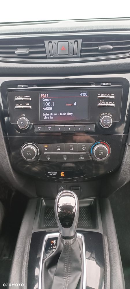 Nissan Rogue - 12