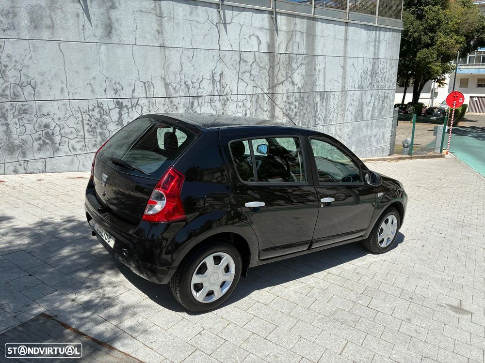 Dacia Sandero 1.2 16V Confort - 23