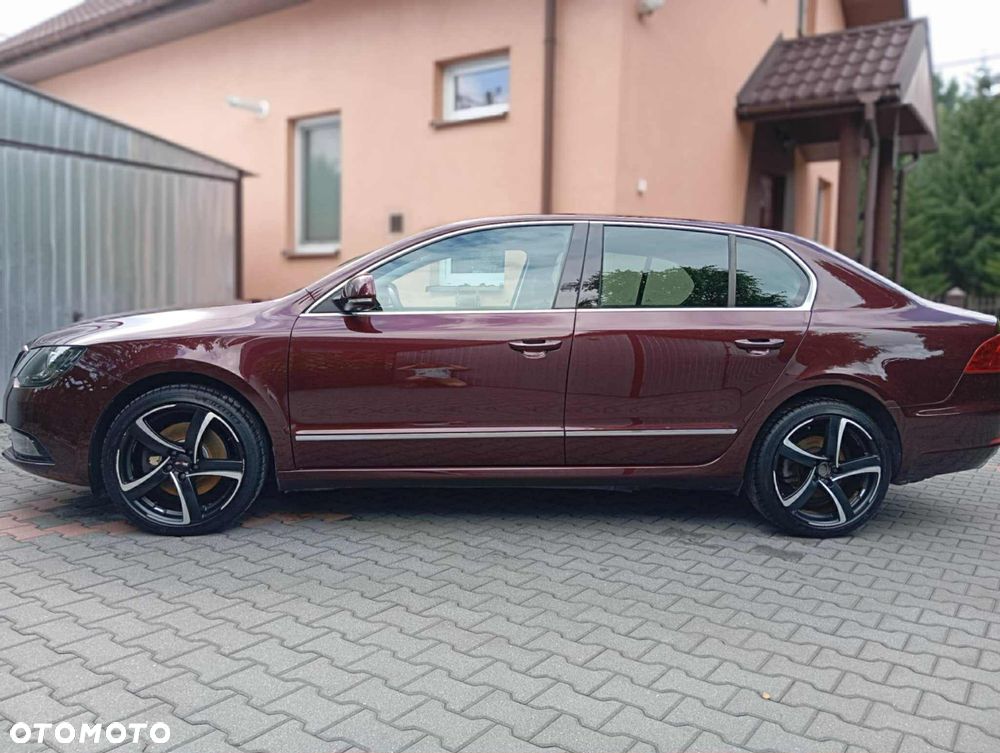 Skoda Superb 1.8 TSI Business DSG - 4