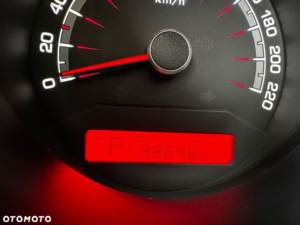 Kia Venga - 18