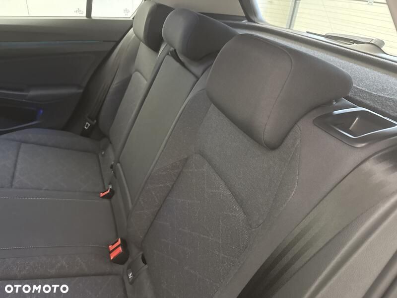 Volkswagen Golf - 19