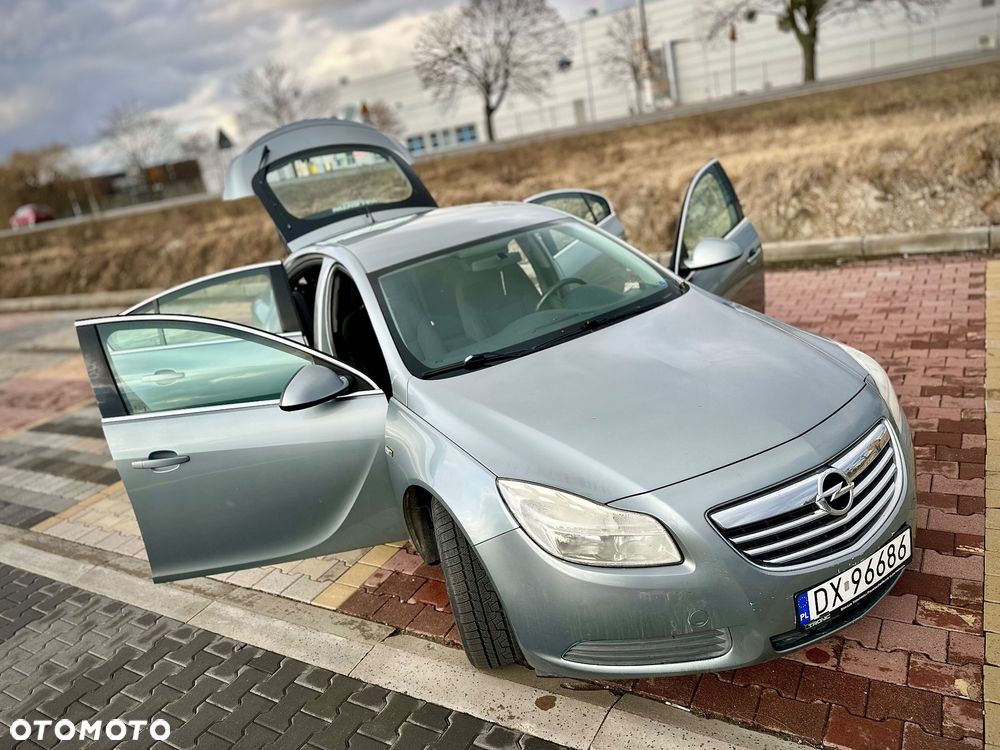 Opel Insignia 1.6 Design Edition - 11