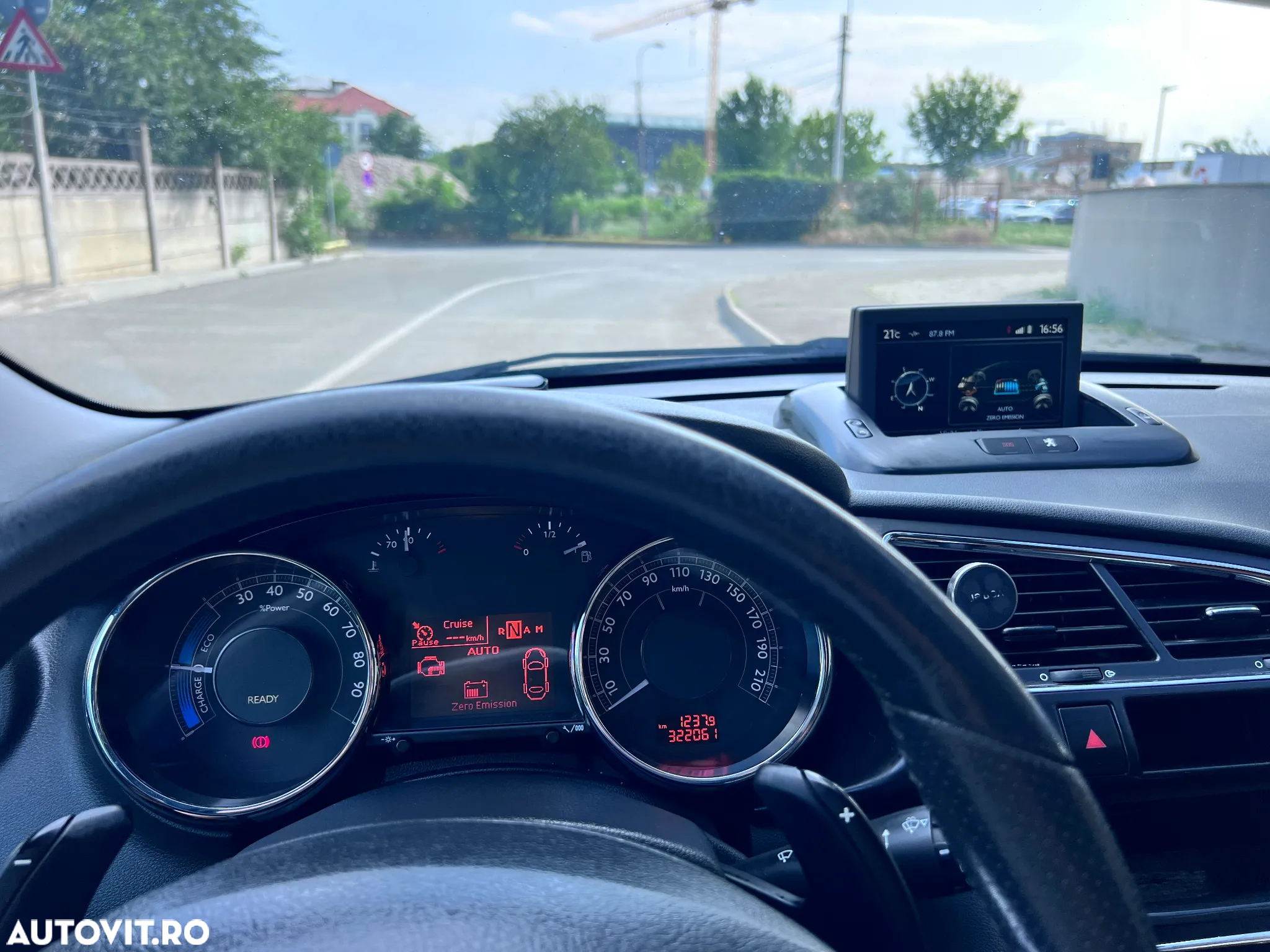 Peugeot 3008 HYbrid4 2.0 HDI FAP BMP - 14